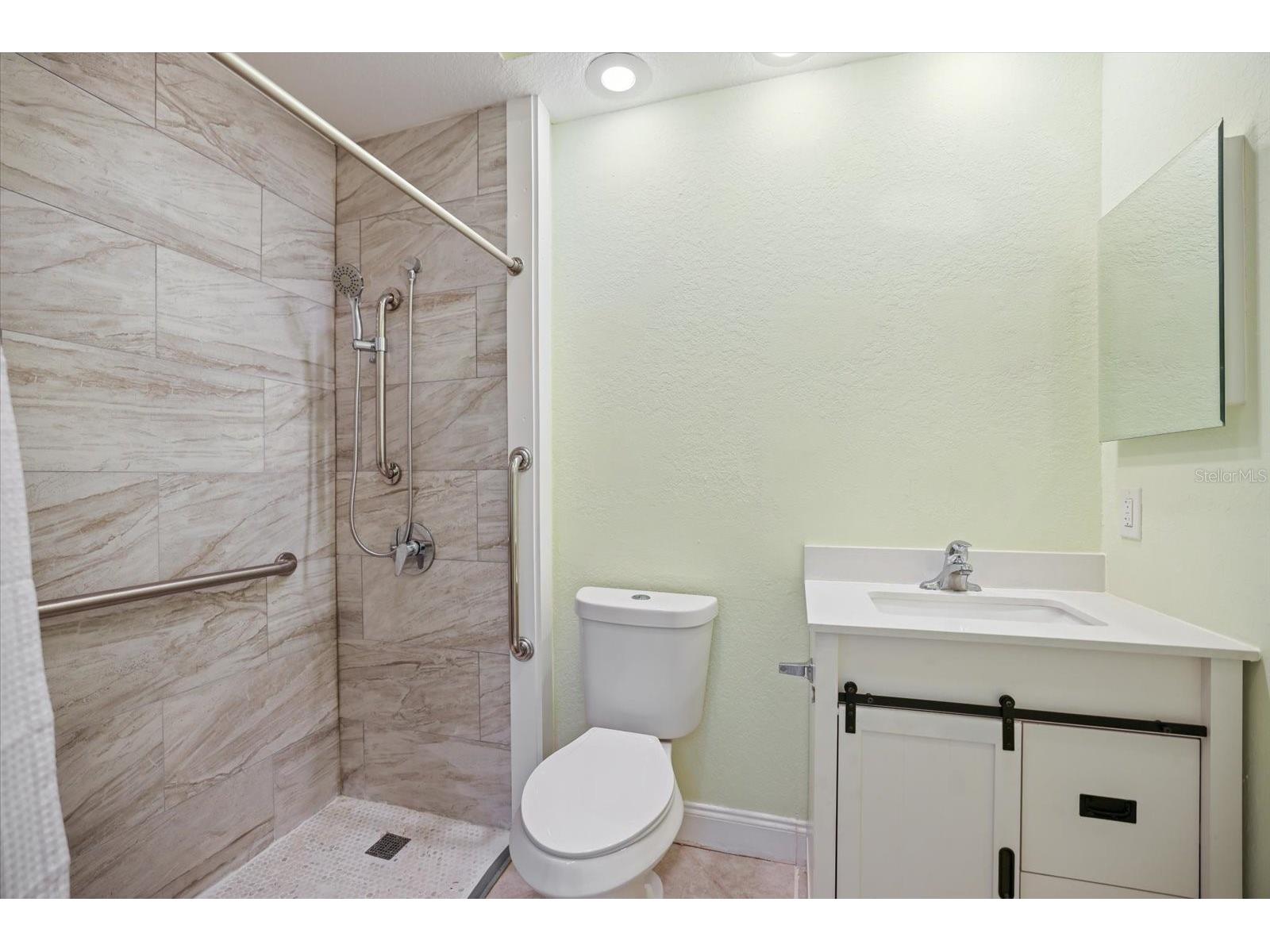 7159 Victoria Circle University Park FL 34201 A4697683 image32