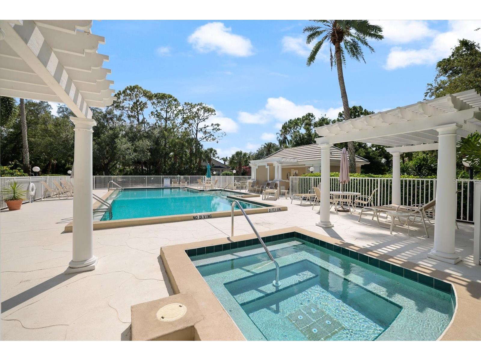 7159 Victoria Circle University Park FL 34201 A4697683 image43