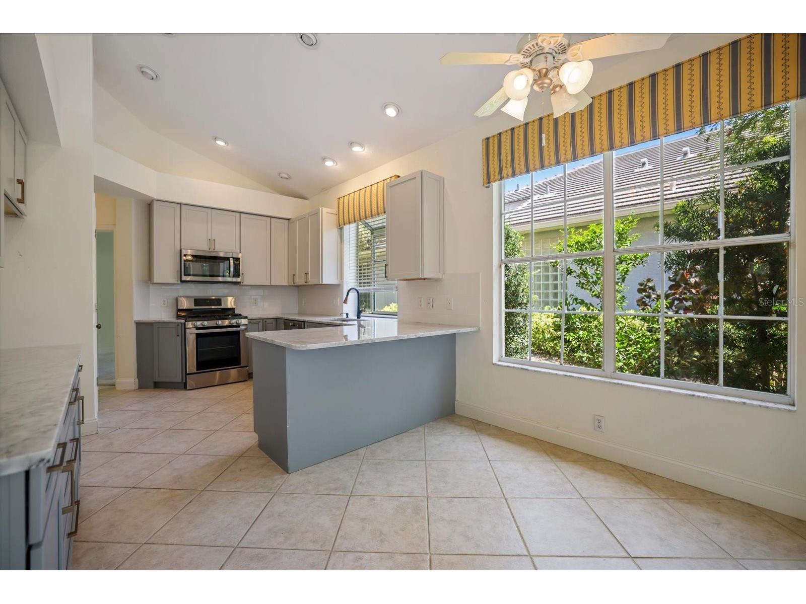 7159 Victoria Circle University Park FL 34201 A4697683 image7