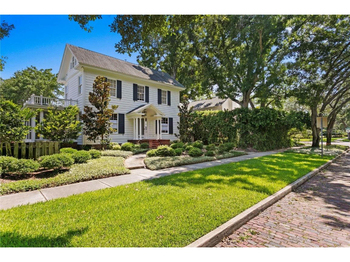 716 14th Avenue NE Saint Petersburg FL 33701 U8247749 image1