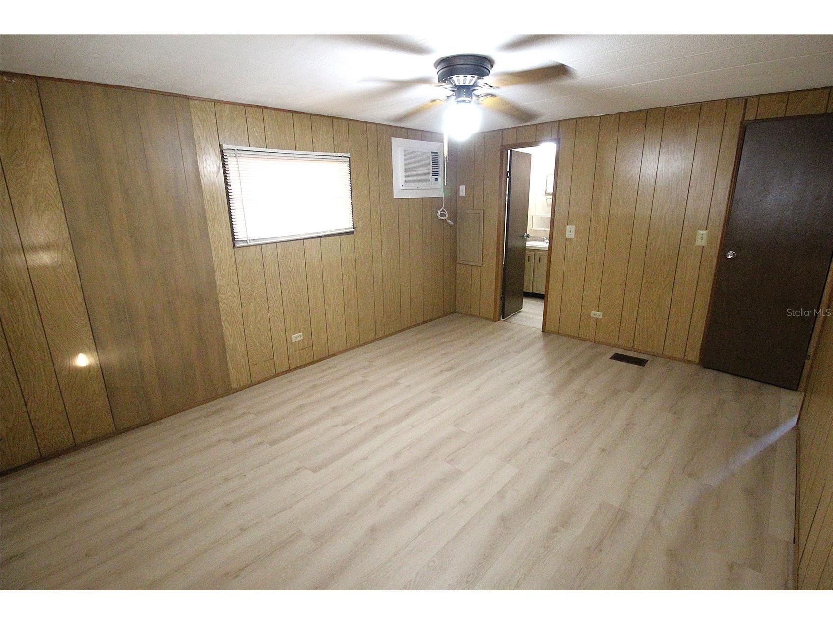 716 49th Avenue W Bradenton FL 34207 A4682053 image17