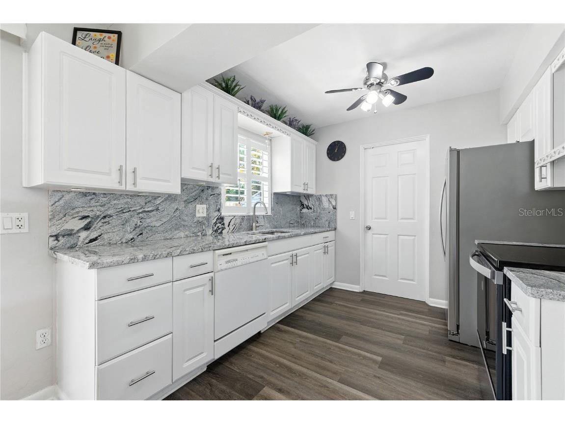 716 62nd Avenue S Saint Petersburg FL 33705 TB8420203 image11