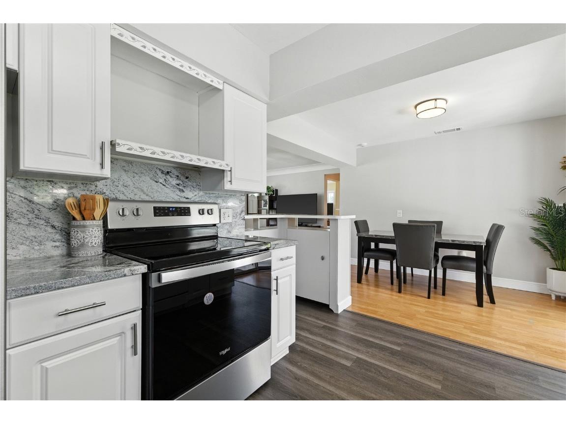 716 62nd Avenue S Saint Petersburg FL 33705 TB8420203 image12