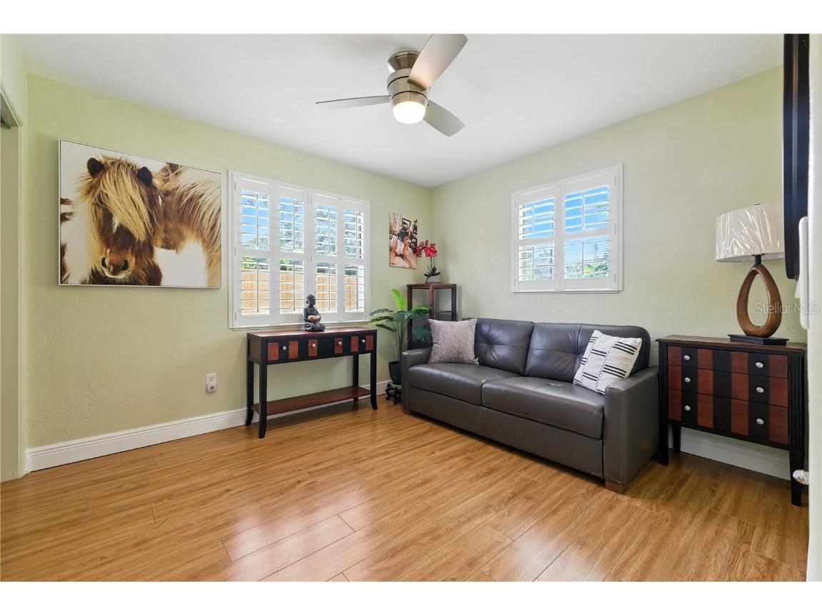 716 62nd Avenue S Saint Petersburg FL 33705 TB8420203 image21