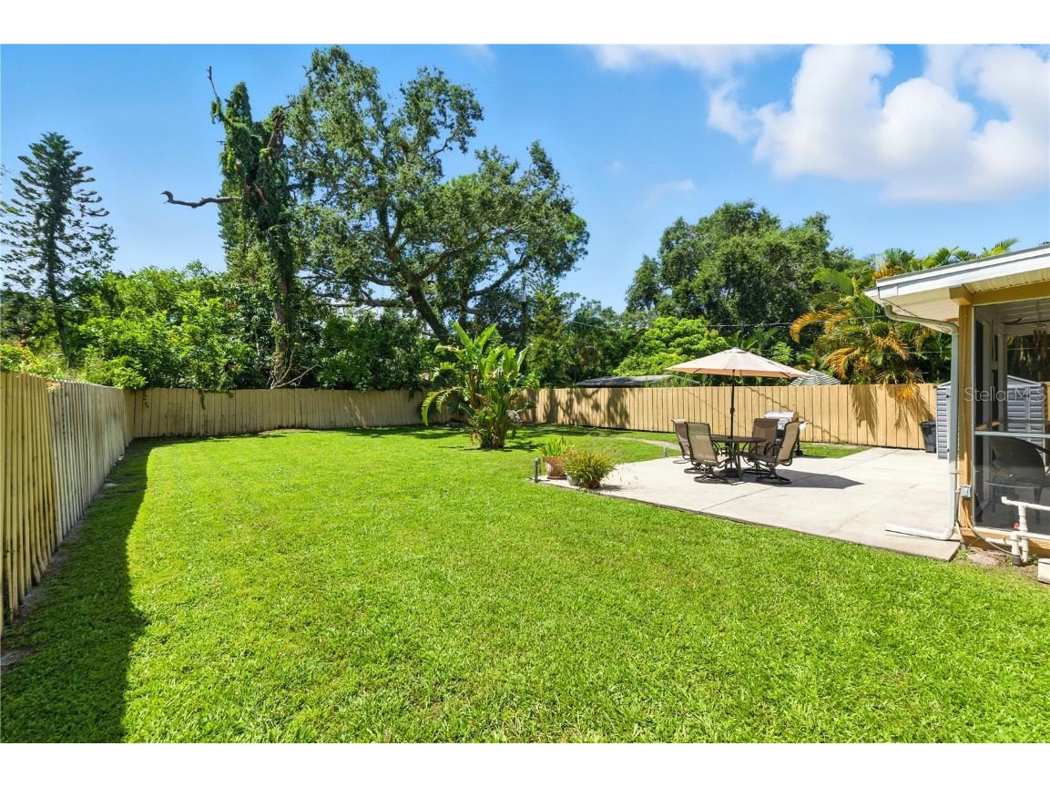 716 62nd Avenue S Saint Petersburg FL 33705 TB8420203 image28