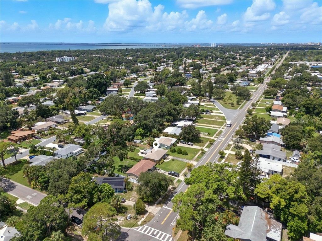 716 62nd Avenue S Saint Petersburg FL 33705 TB8420203 image3