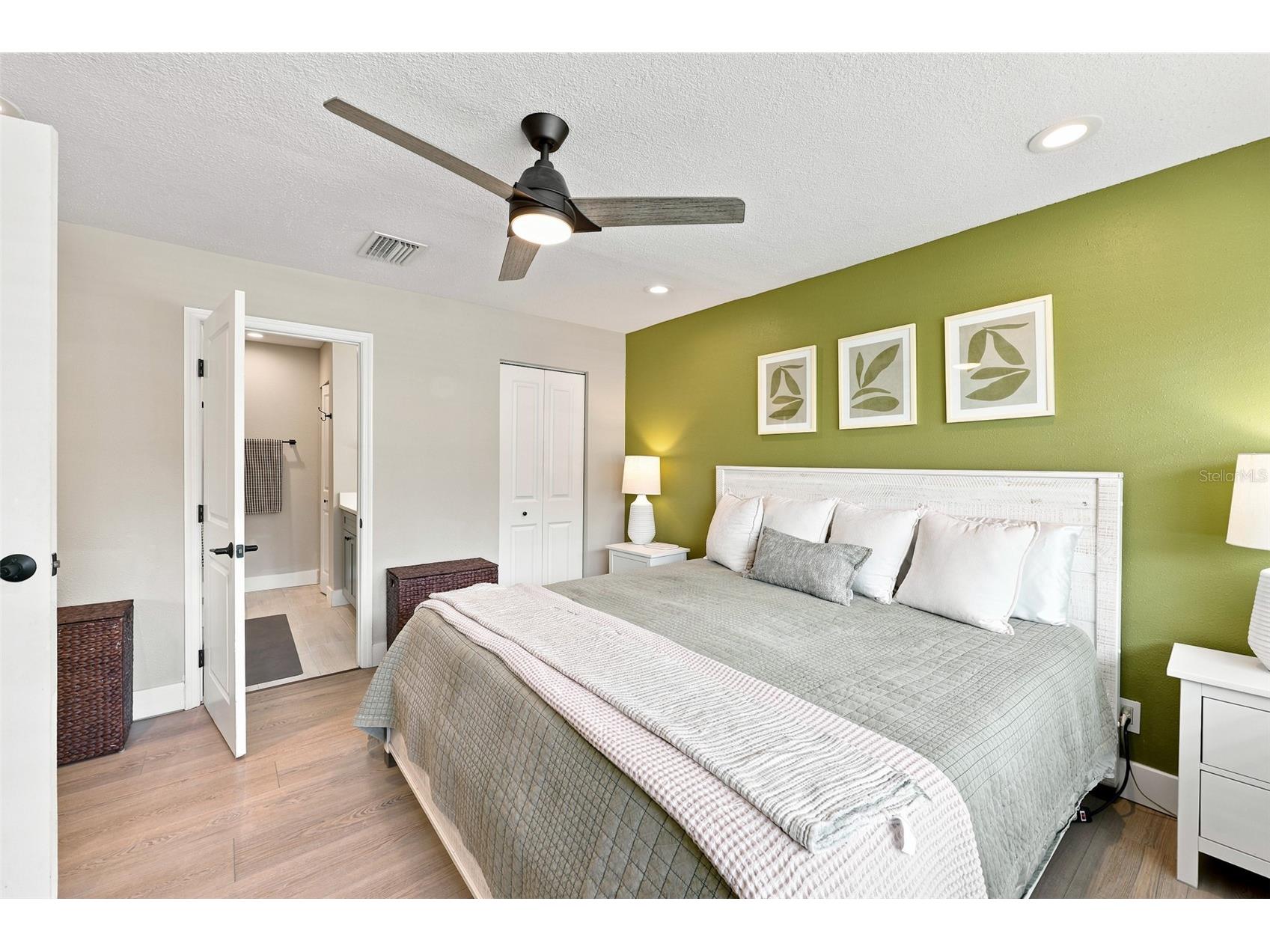 716 75th Avenue N Saint Petersburg FL 33702 TB8530080 image14