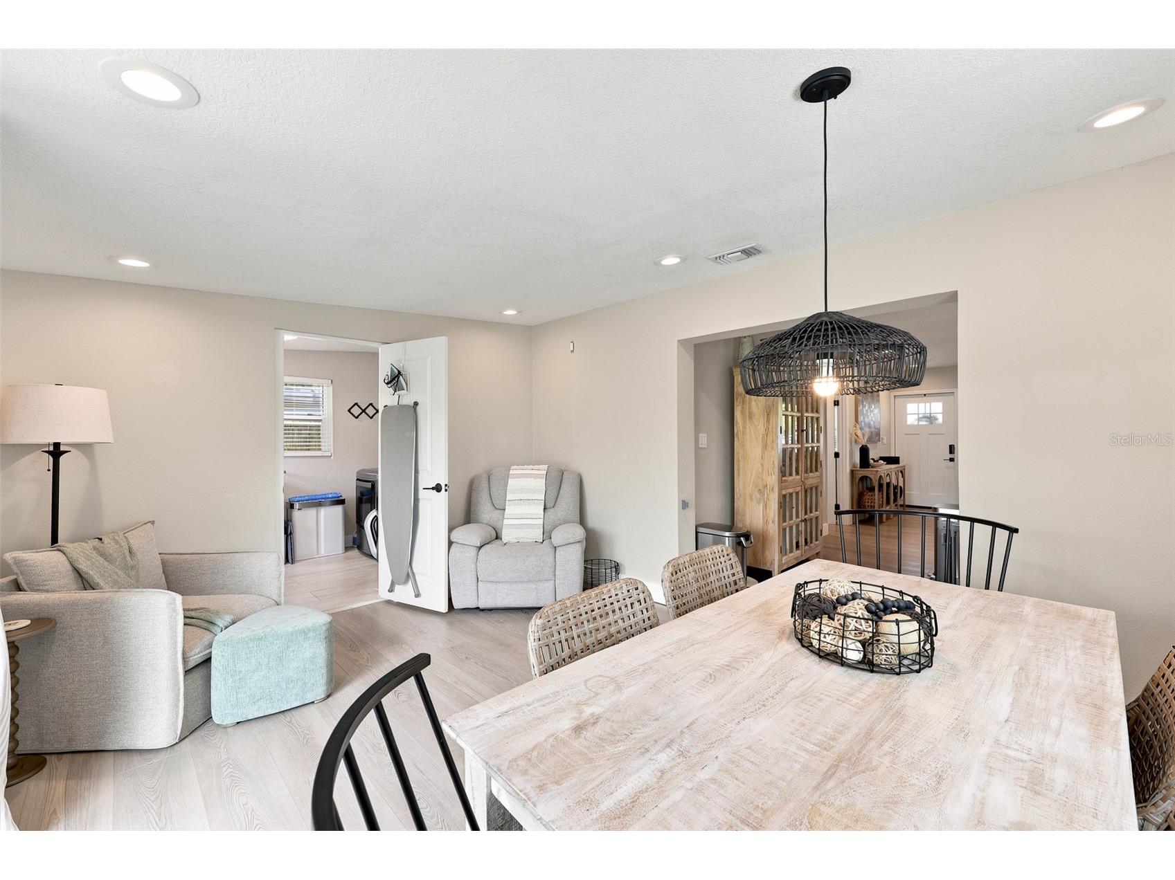 716 75th Avenue N Saint Petersburg FL 33702 TB8530080 image21
