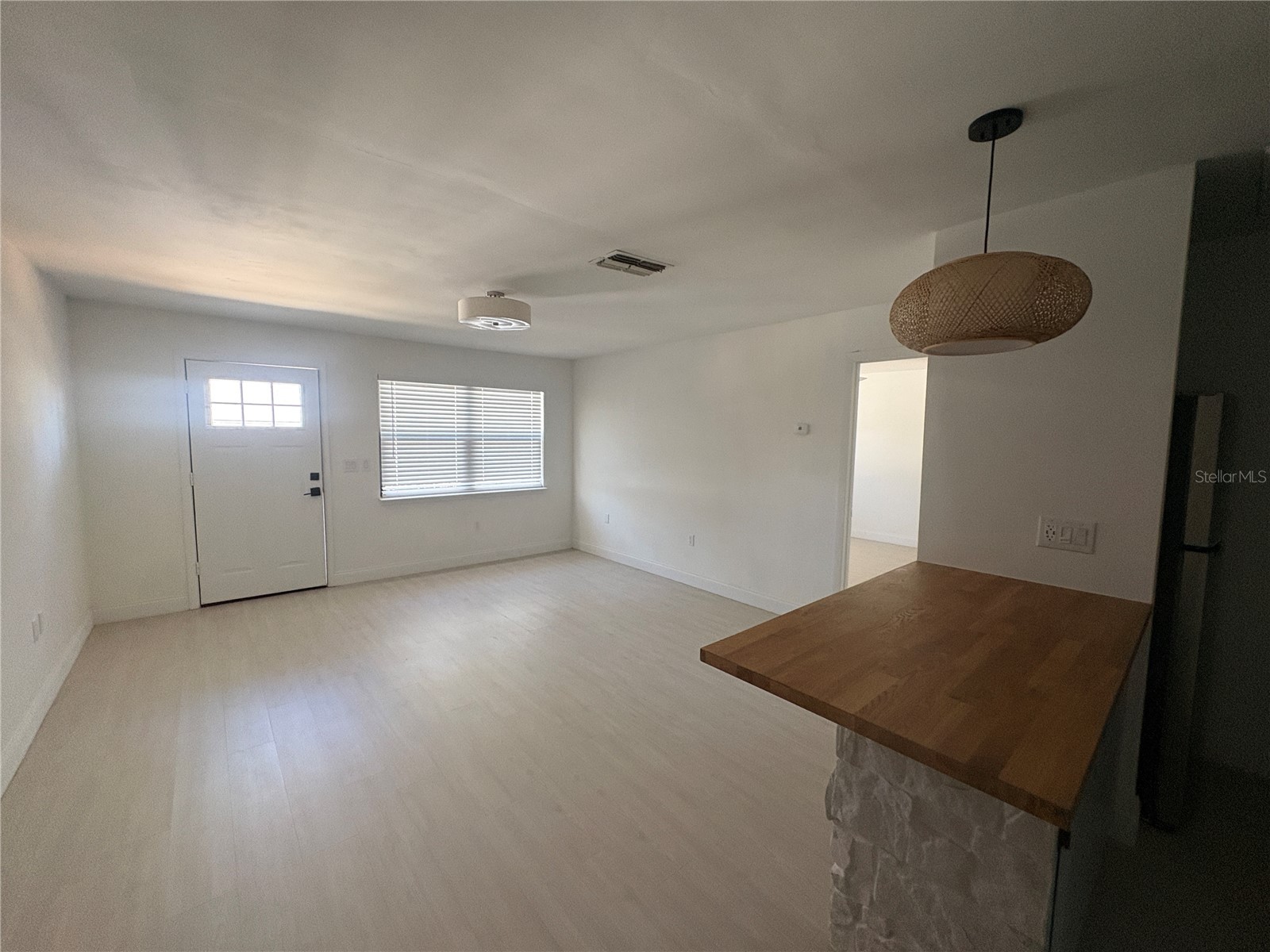 716 Angelina Lane #B Lakeland FL 33801 L4961873 image3