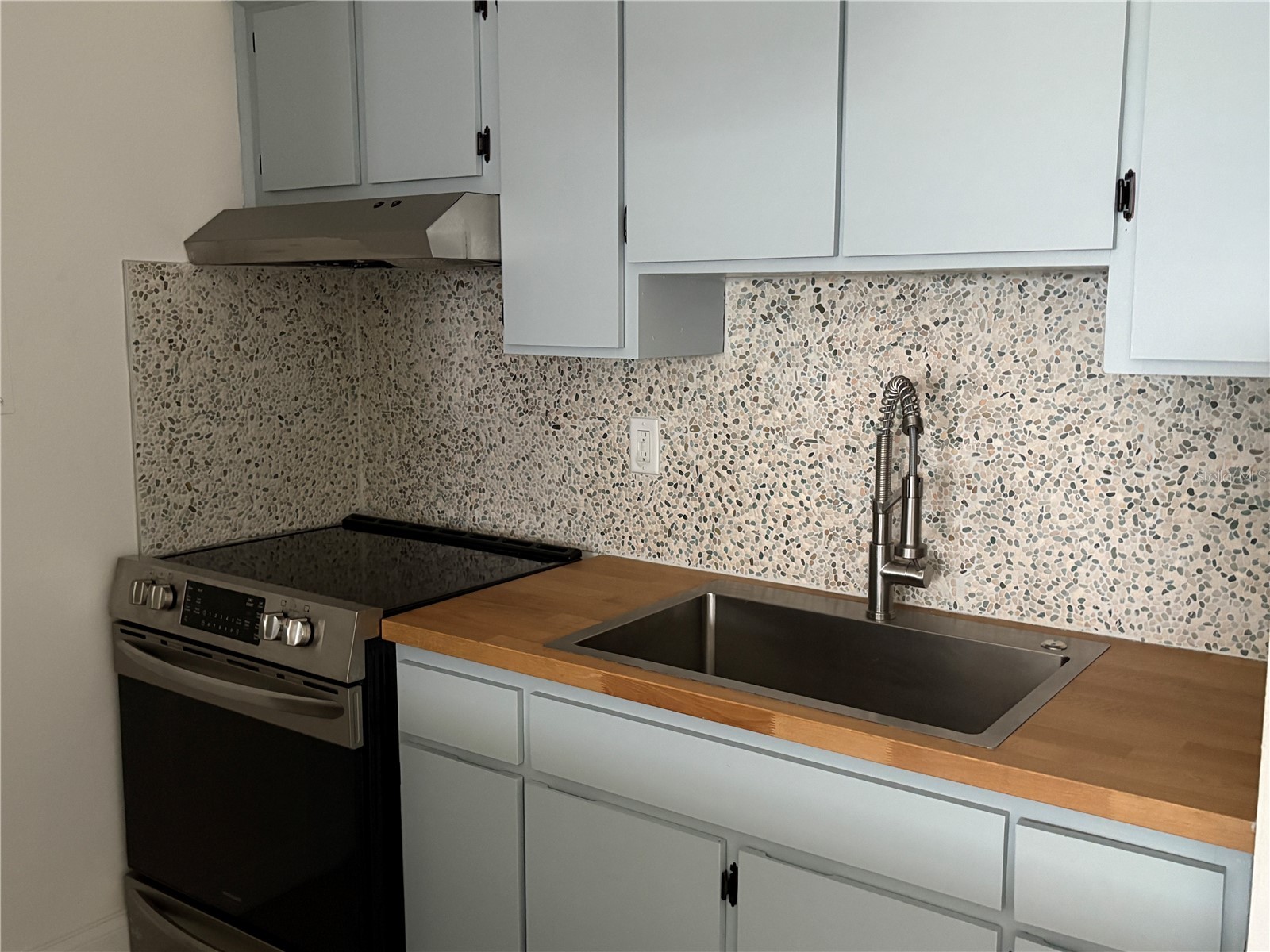 716 Angelina Lane #B Lakeland FL 33801 L4961873 image6