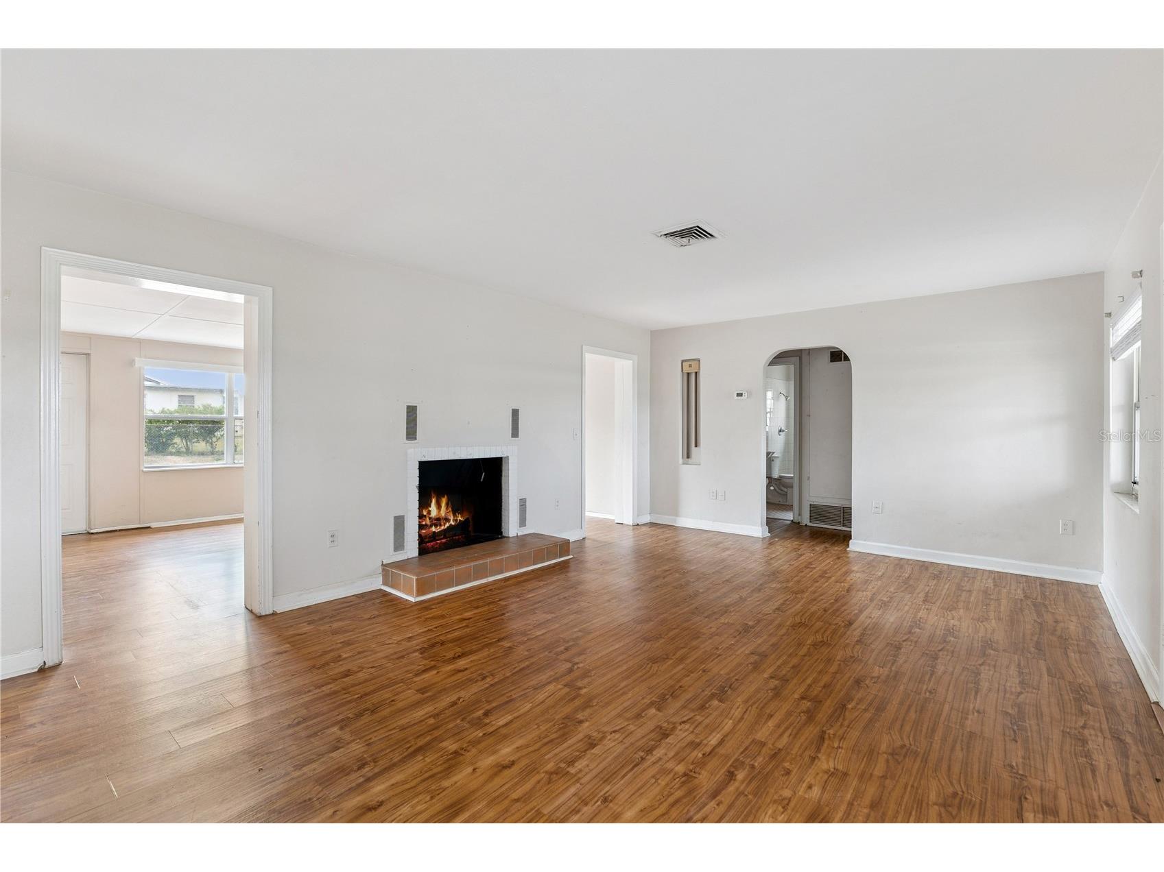 716 Avenue I NE Winter Haven FL 33881 L4958483 image8