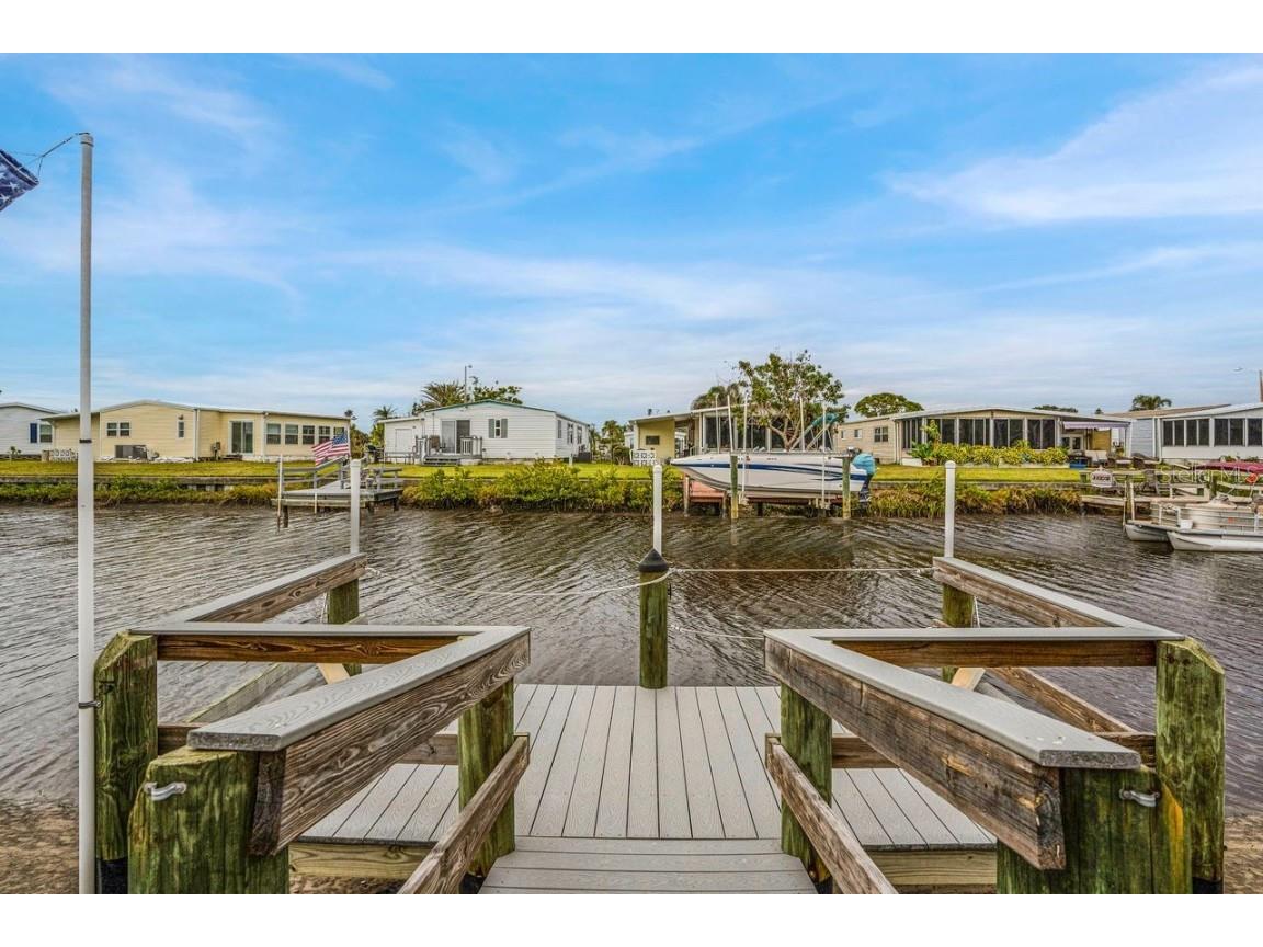 716 Blackburn Boulevard North Port FL 34287 A4636193 image1