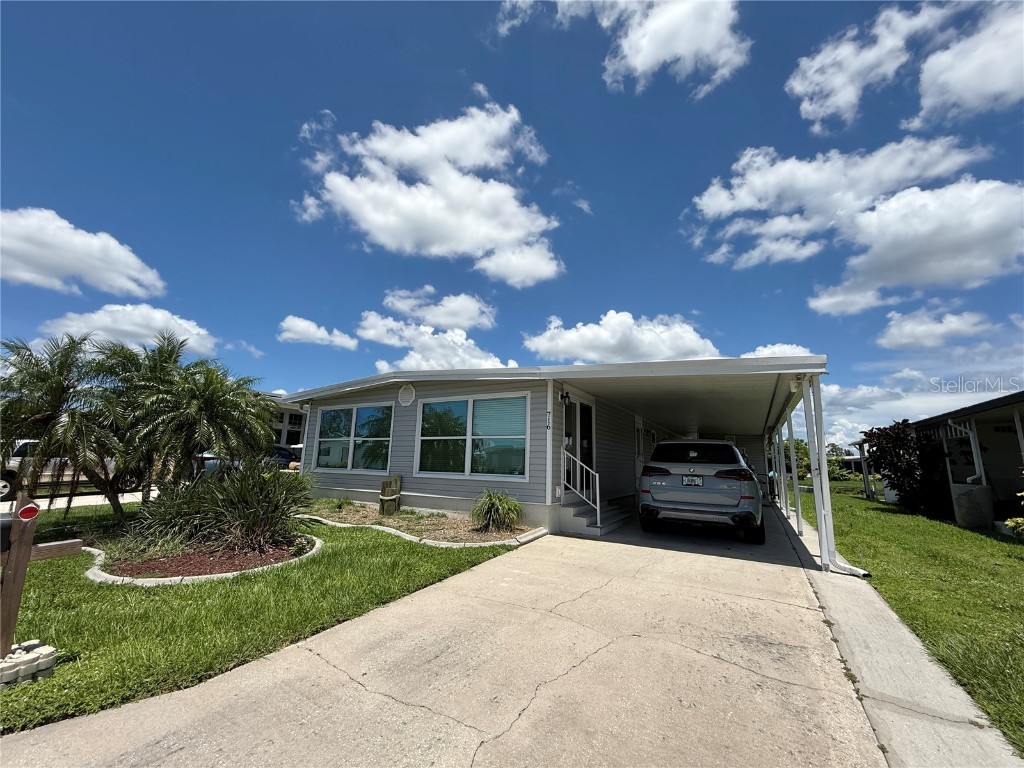 716 Blackburn Boulevard North Port FL 34287 C7511559 image1