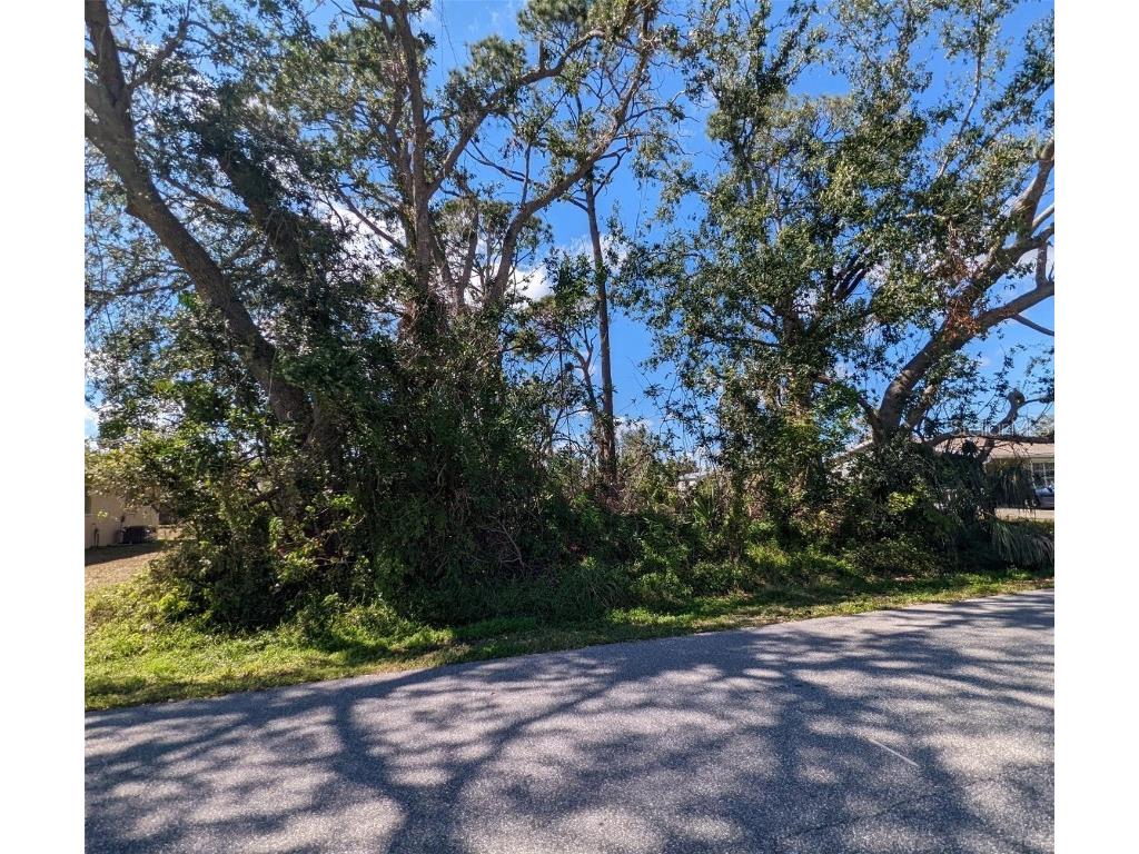 716 Columbia Street Port Charlotte FL 33948 C7471880 image1