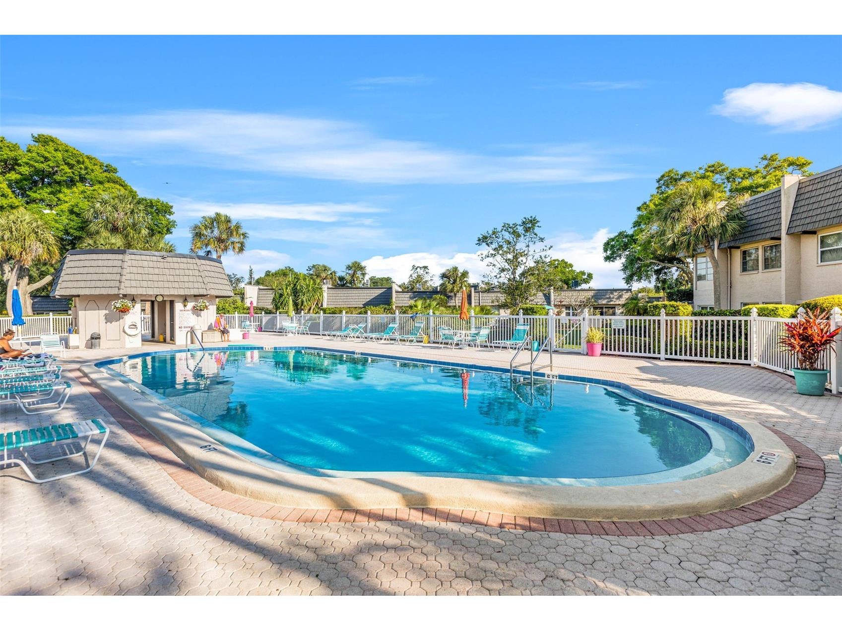 716 Cordova Green Seminole FL 33777 TB8348072 image24