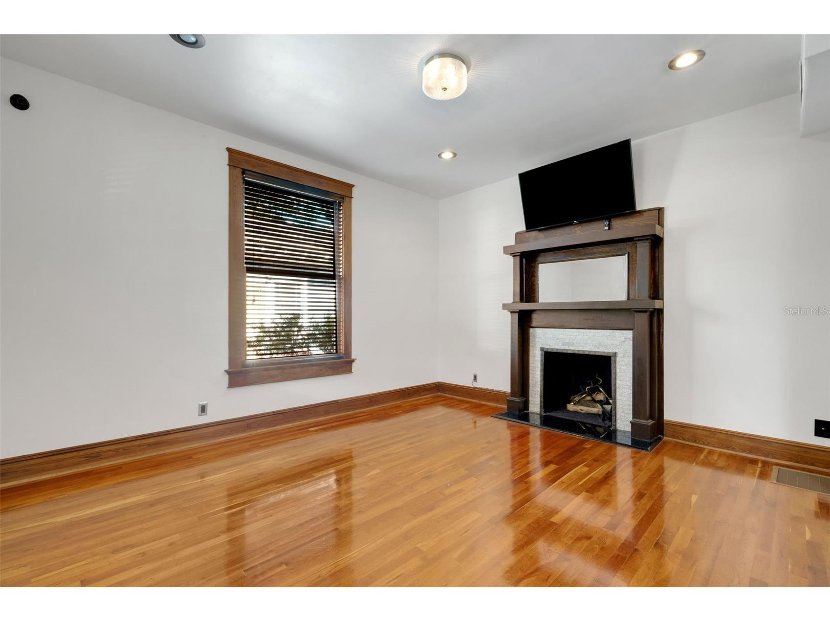 716 E Lime Street Lakeland FL 33801 L4961966 image4