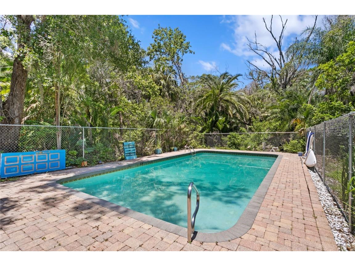 716 Hickory Drive Dunedin FL 34698 TB8409416 image35