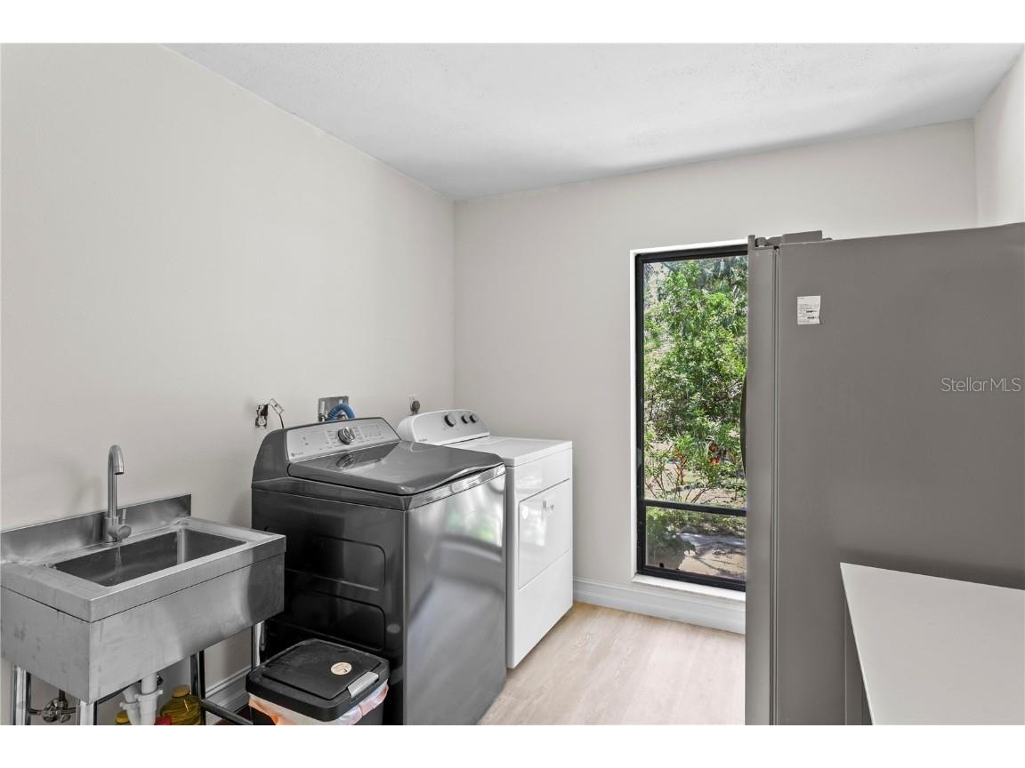 716 Hickory Drive Dunedin FL 34698 TB8409416 image56