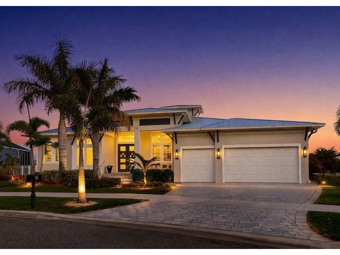 716 Pinckney Drive Apollo Beach FL 33572 TB8488256 image1