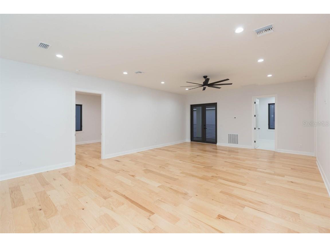 716 S Lois Avenue Tampa FL 33609 TB8339146 image48