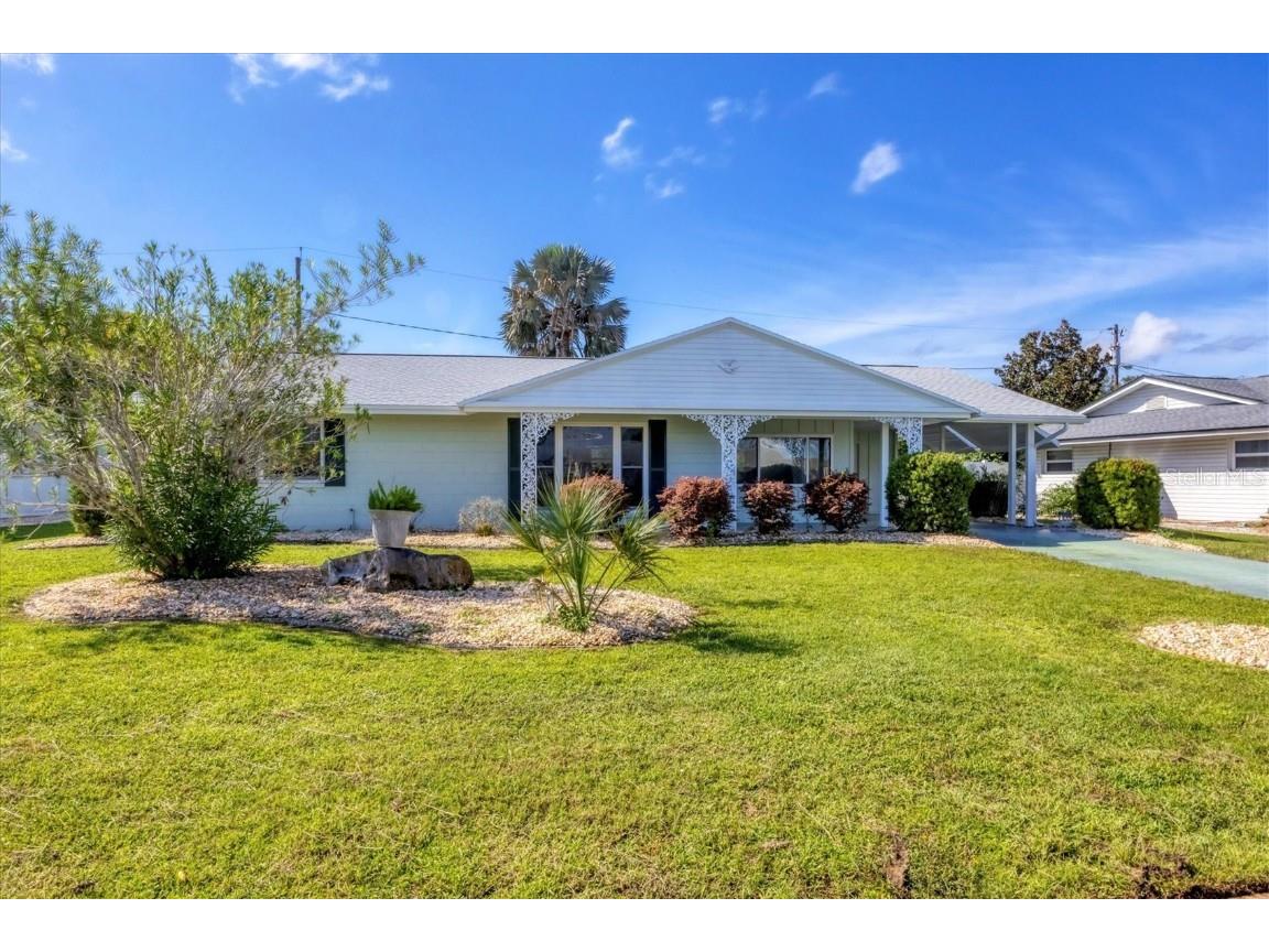 716 Thunderbird Avenue Sun City Center FL 33573 TB8300130 image1