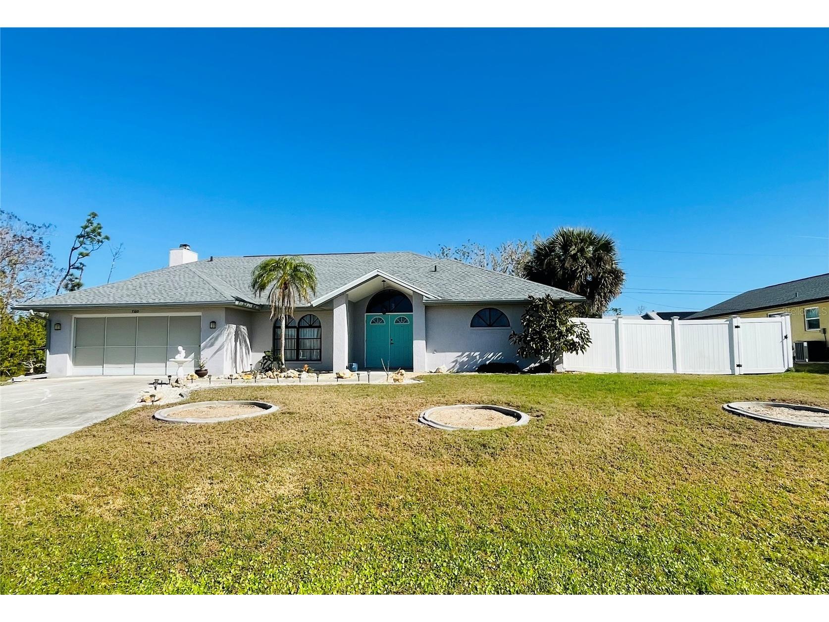 7160 Carlsbad Terrace Englewood FL 34224 D6108267 image1