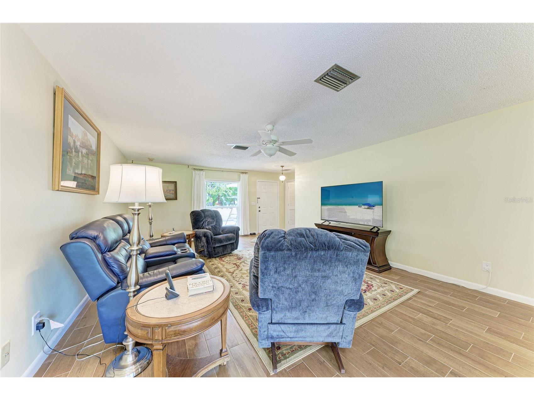 7160 Fairway Bend Cir Sarasota FL 34243 A4688464 image10