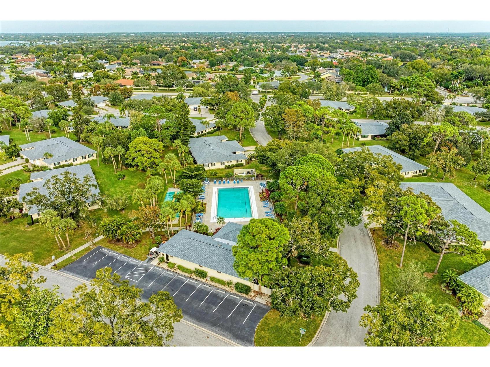 7160 Fairway Bend Cir Sarasota FL 34243 A4688464 image38