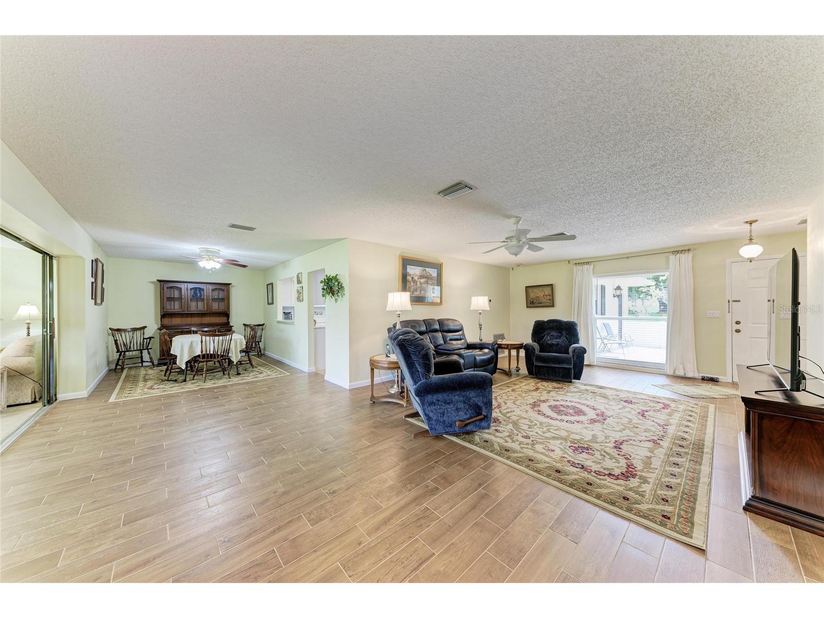7160 Fairway Bend Cir Sarasota FL 34243 A4688464 image6