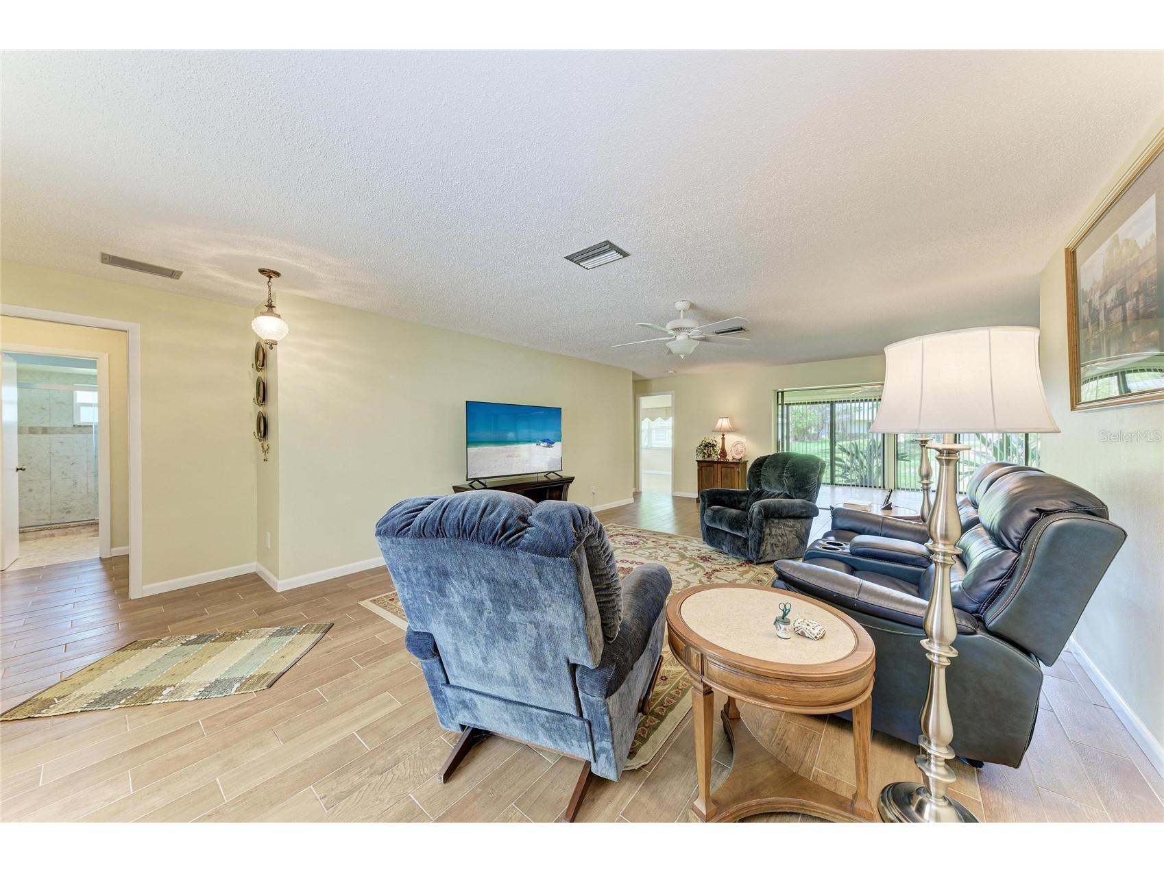 7160 Fairway Bend Cir Sarasota FL 34243 A4688464 image8