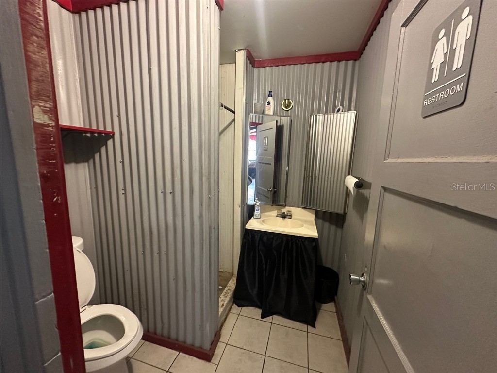 7160 NE 7th Street Ocala FL 34470 OM716198 image24