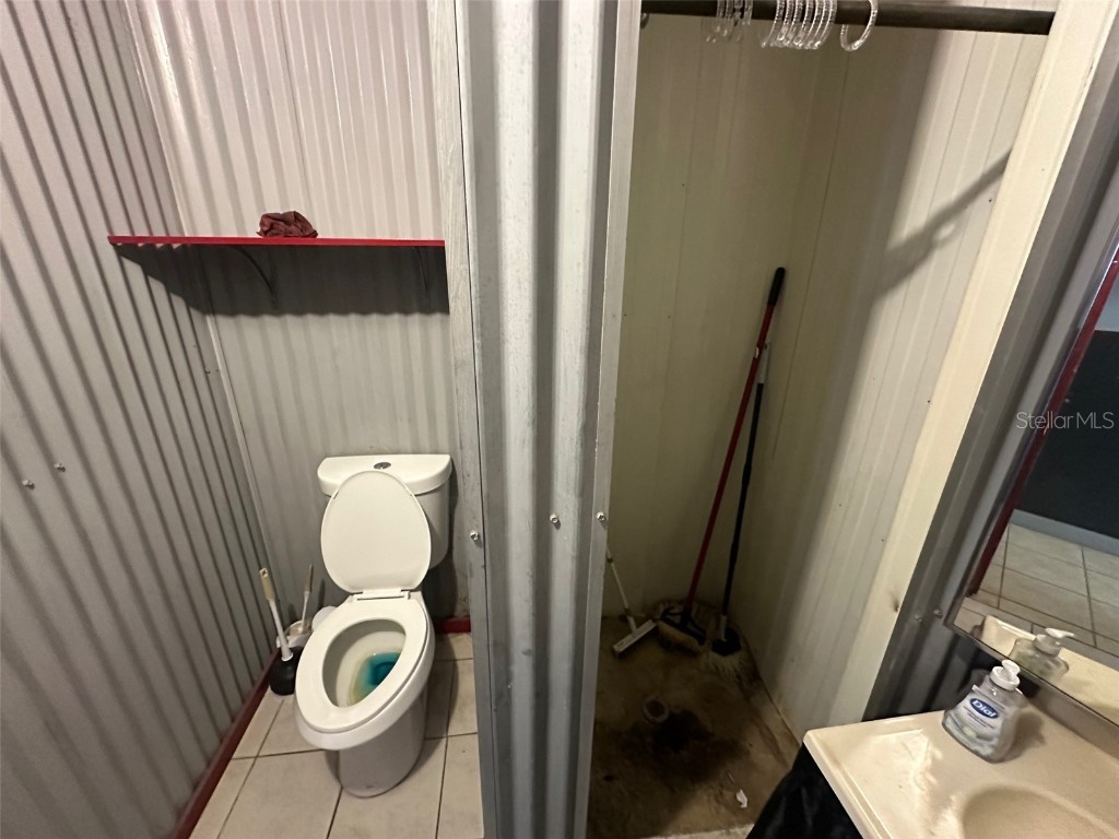 7160 NE 7th Street Ocala FL 34470 OM716198 image26