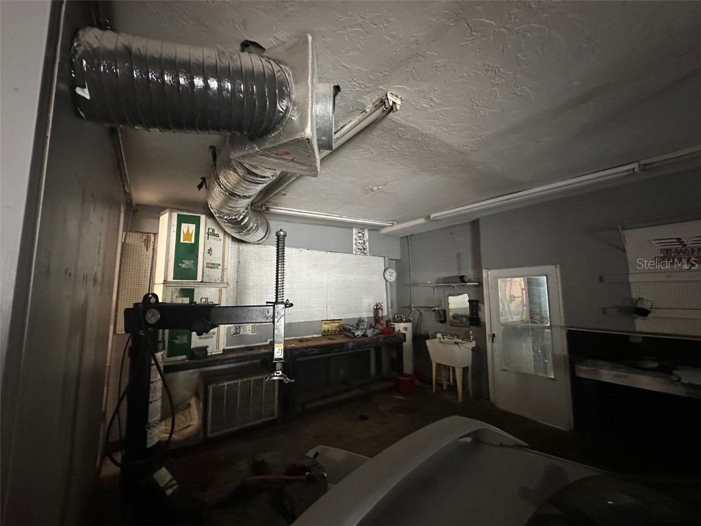 7160 NE 7th Street Ocala FL 34470 OM716198 image30