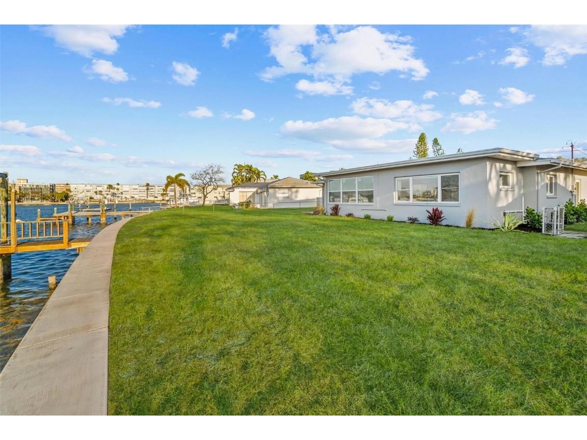 7160 S Shore Drive South Pasadena FL 33707 - BOCA CIEGA BAY TB8442323 image34