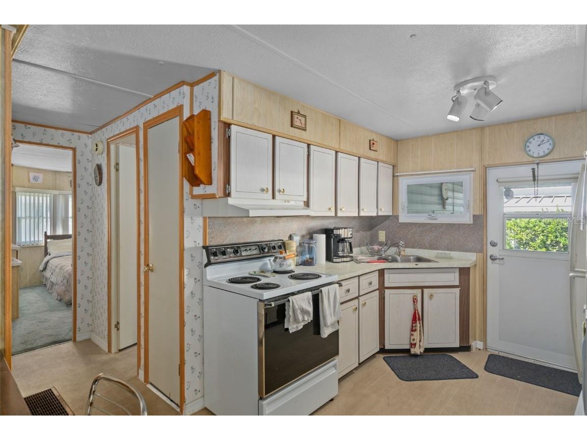 7162 Fairlane Avenue Brooksville FL 34613 TB8440212 image15