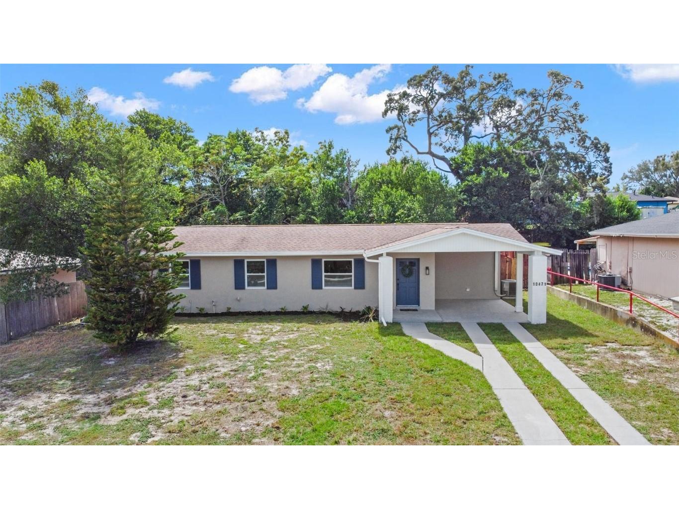 7162 Holiday Drive Spring Hill FL 34606 W7858699 image1