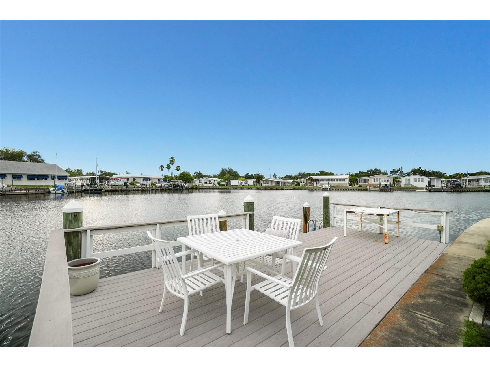 7162 Mount Arlington Drive NE #417 Saint Petersburg FL 33702 - TAMPA BAY TB8527316 image2