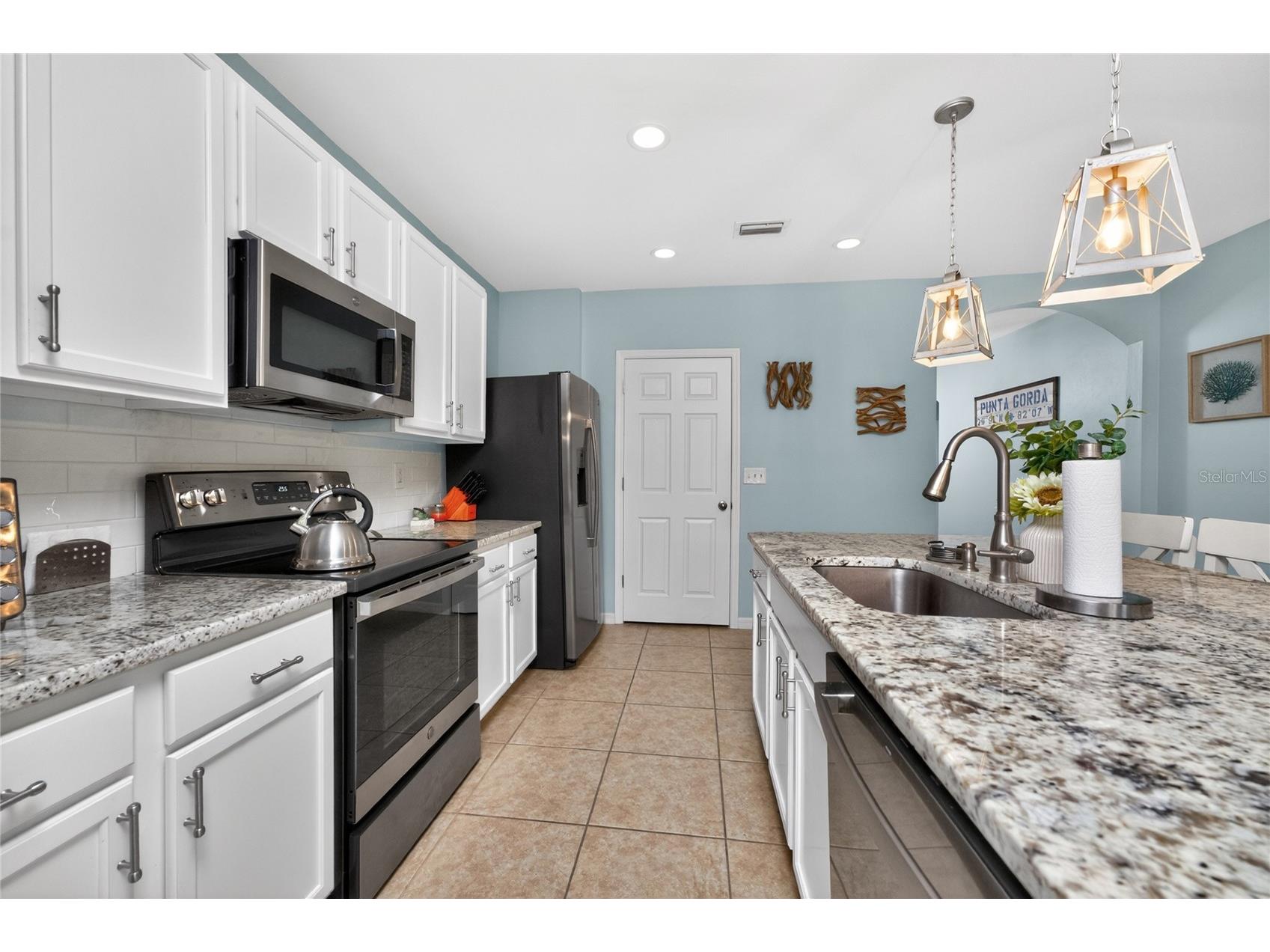 7164 Mikasa Drive Punta Gorda FL 33950 C7525546 image12