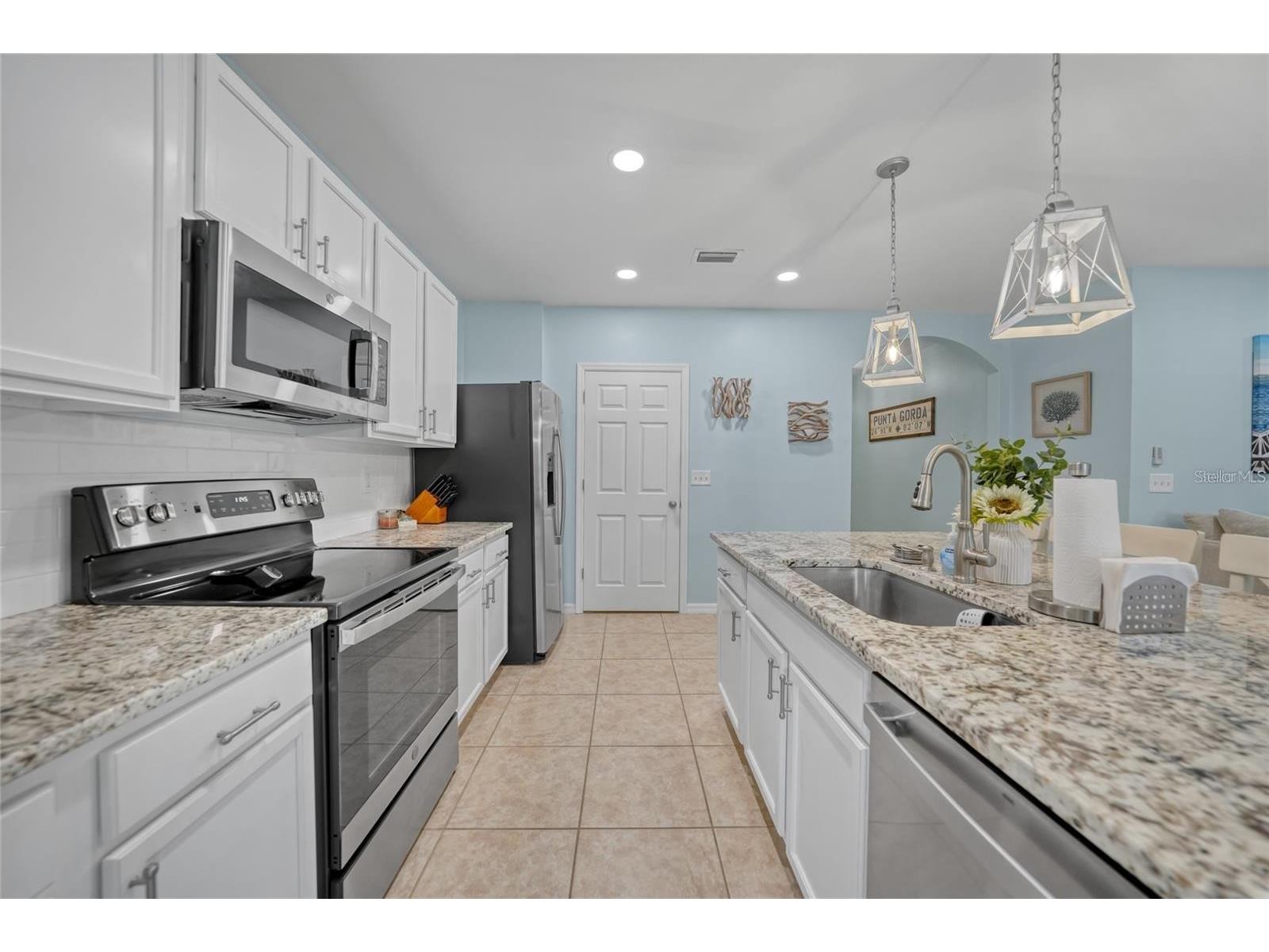 7164 Mikasa Drive Punta Gorda FL 33950 N6141737 image5