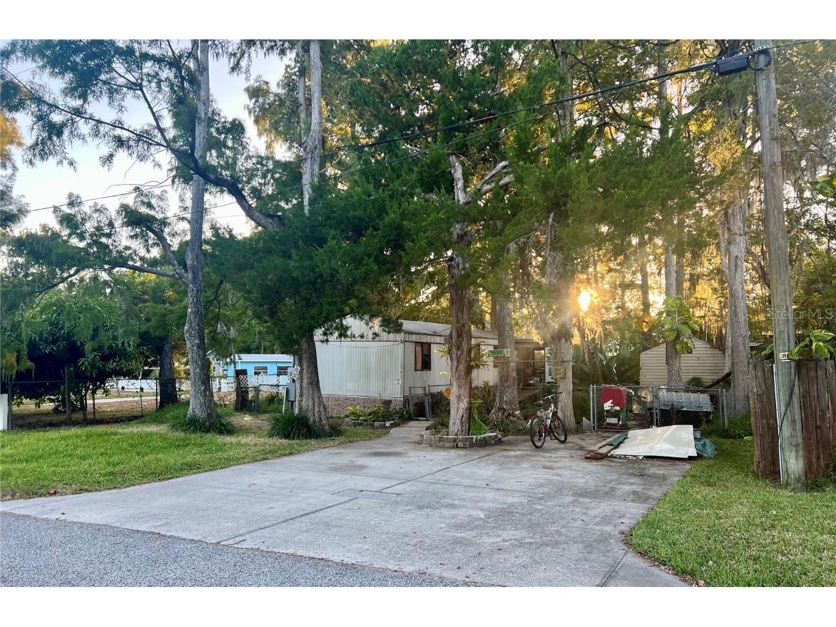 7165 Algonquin Street Weeki Wachee FL 34607 TB8441290 image1