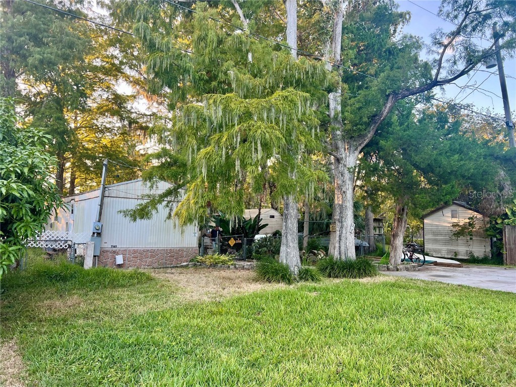 7165 Algonquin Street Weeki Wachee FL 34607 TB8441290 image2