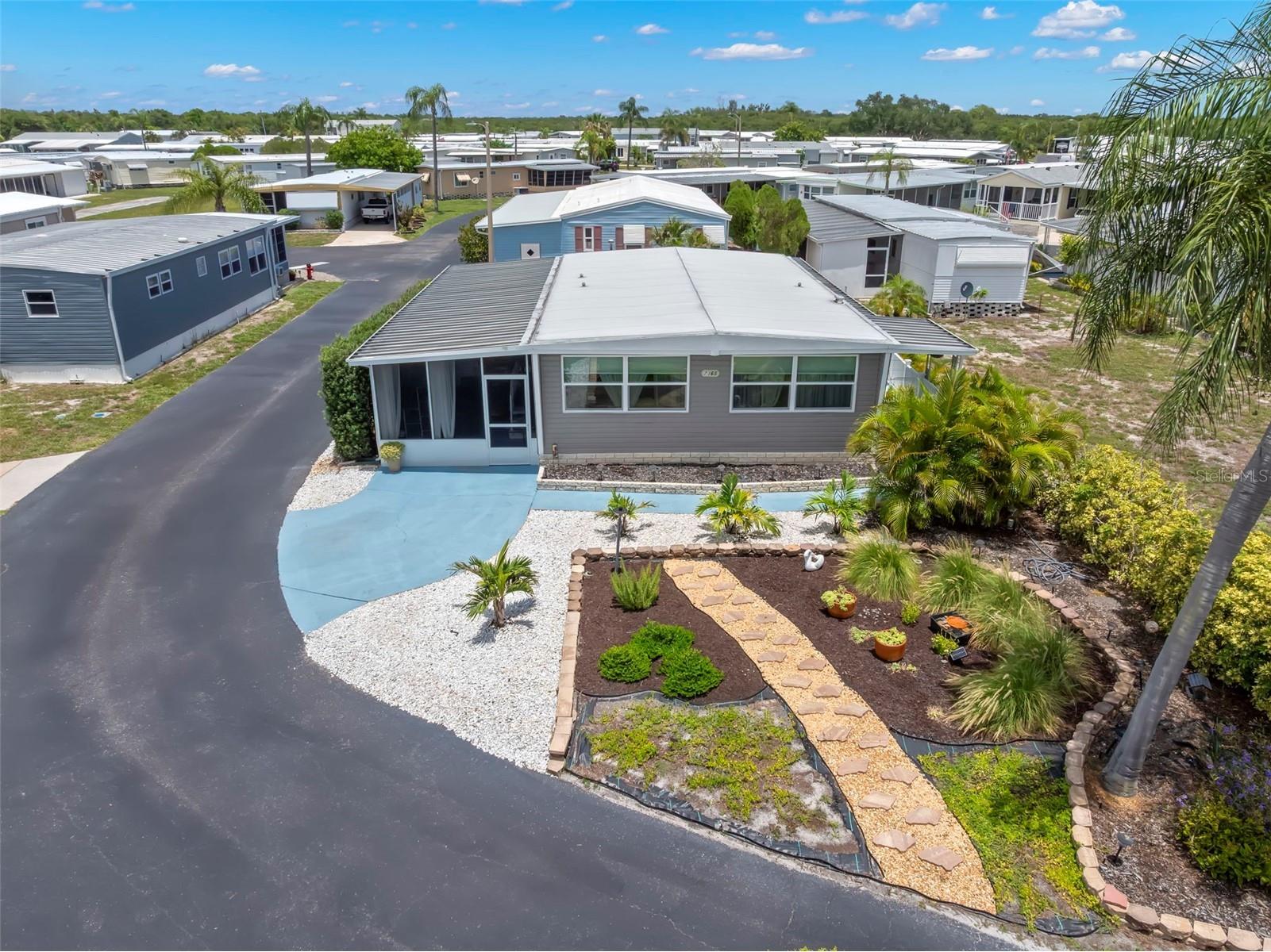 7165 Mount Georgetown Drive NE #571 Saint Petersburg FL 33702 - TAMPA BAY TB8528511 image2