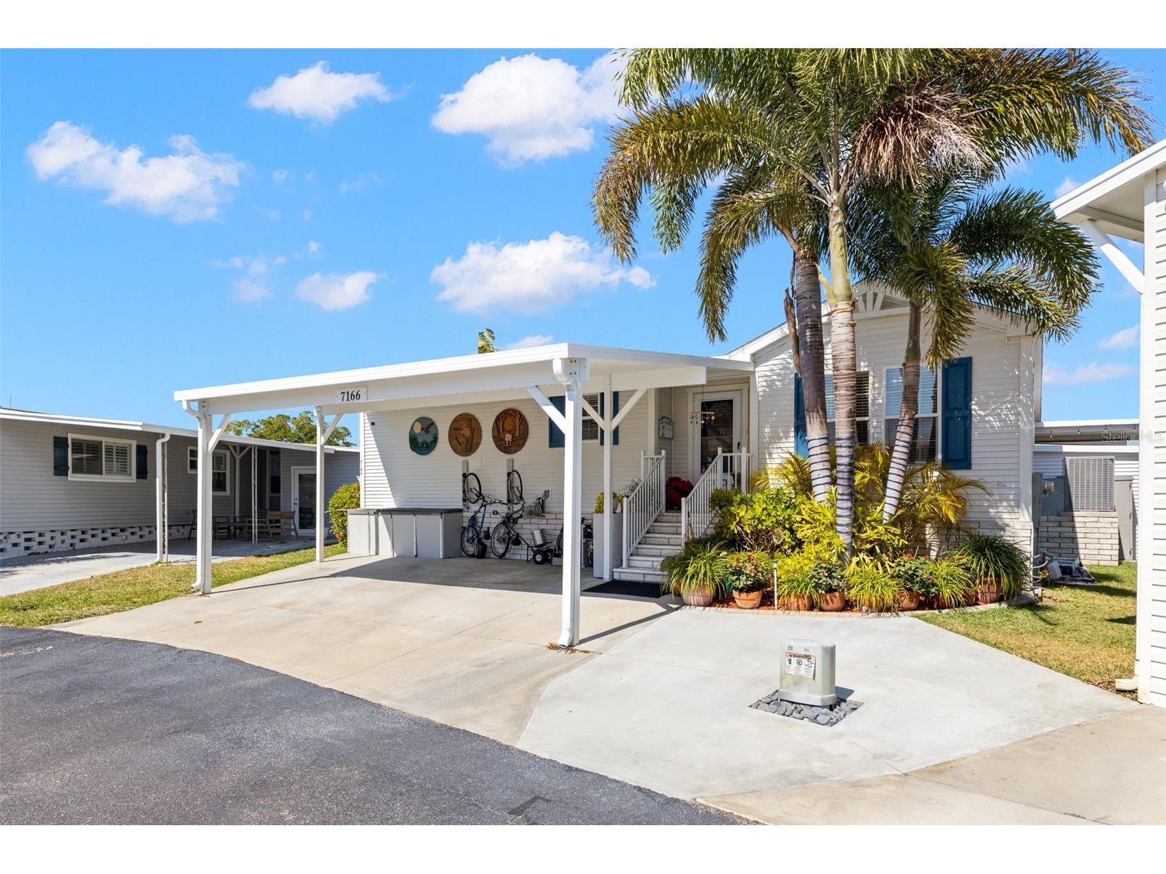 7166 Mount Arlington Drive NE #418 Saint Petersburg FL 33702 - TAMPA BAY TB8475158 image2