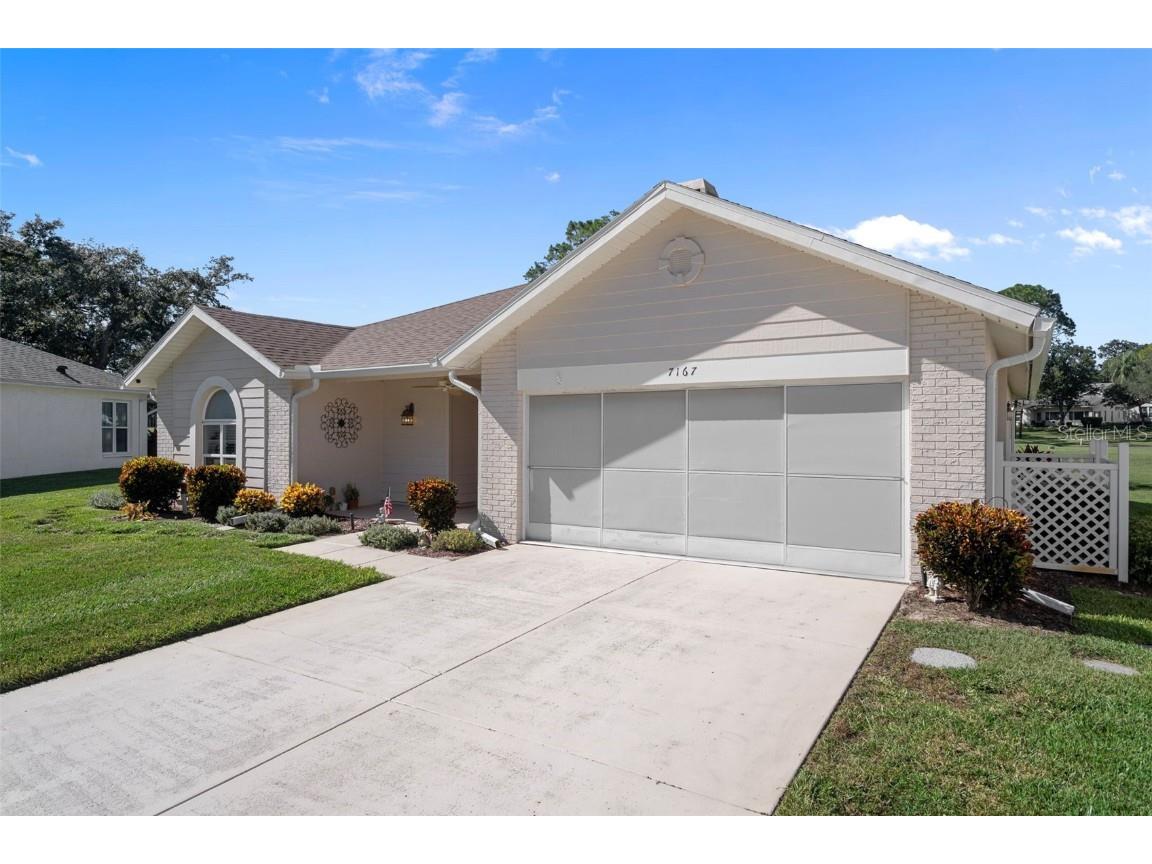 7167 Crown Oaks Drive Spring Hill FL 34606 TB8446705 image3