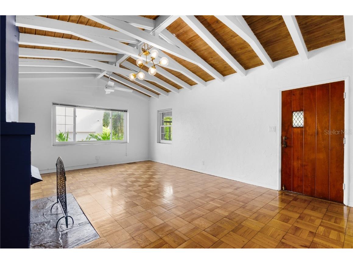 717 19th Avenue N Saint Petersburg FL 33704 TB8452797 image10