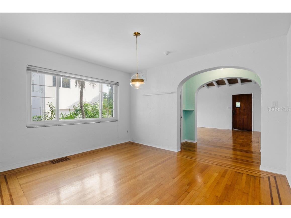 717 19th Avenue N Saint Petersburg FL 33704 TB8452797 image12