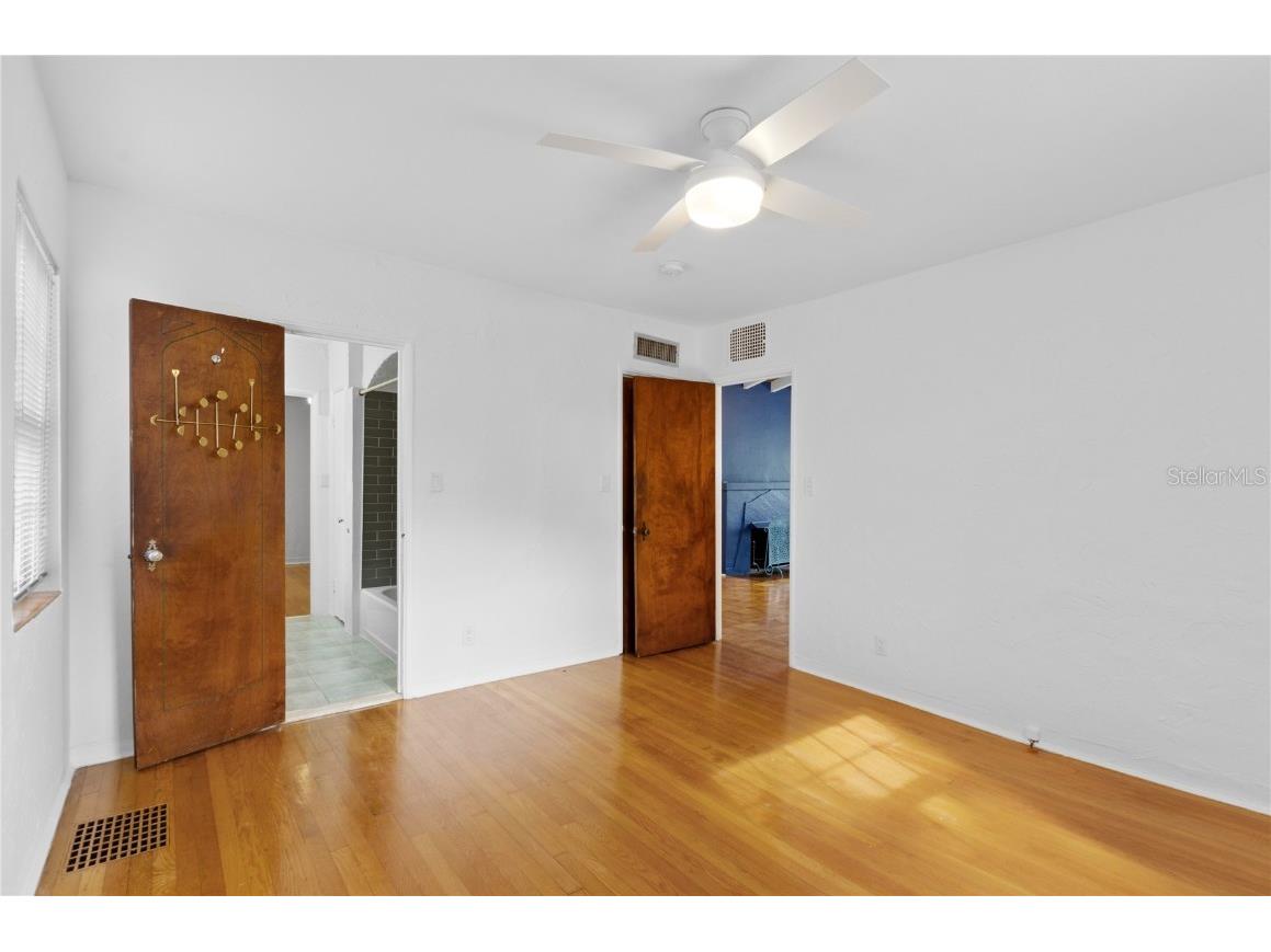 717 19th Avenue N Saint Petersburg FL 33704 TB8452797 image18