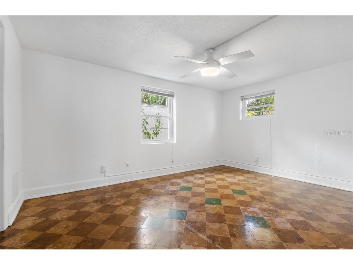 717 19th Avenue N Saint Petersburg FL 33704 TB8452797 image26