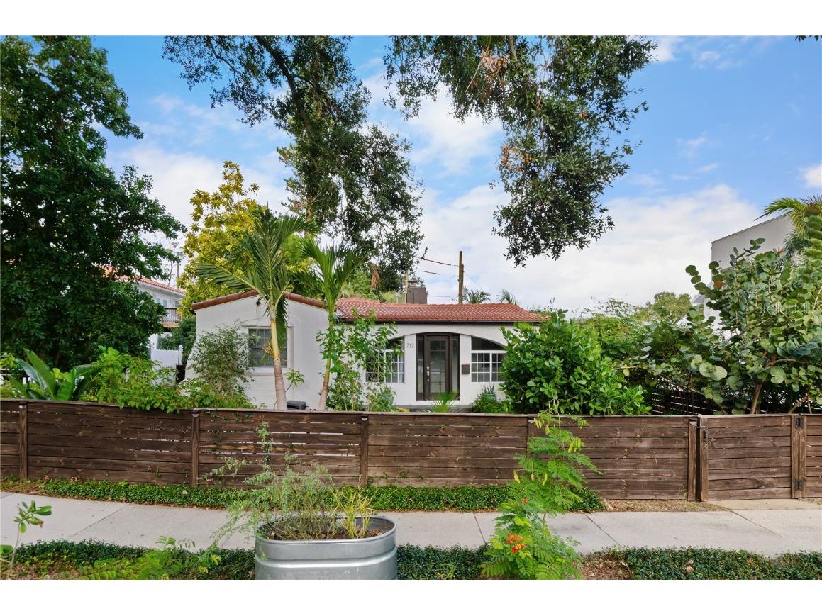 717 19th Avenue N Saint Petersburg FL 33704 TB8452797 image3