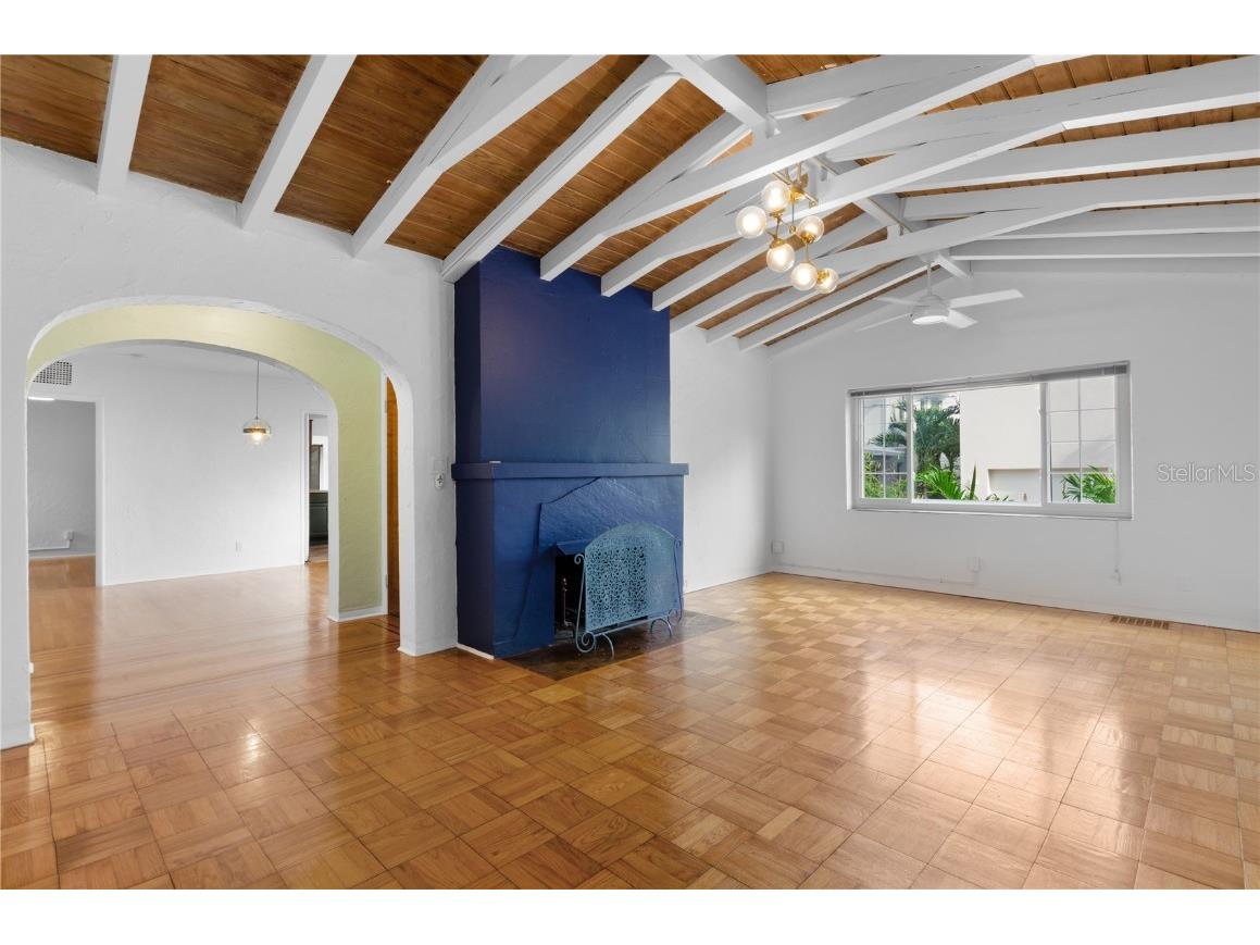 717 19th Avenue N Saint Petersburg FL 33704 TB8452797 image7